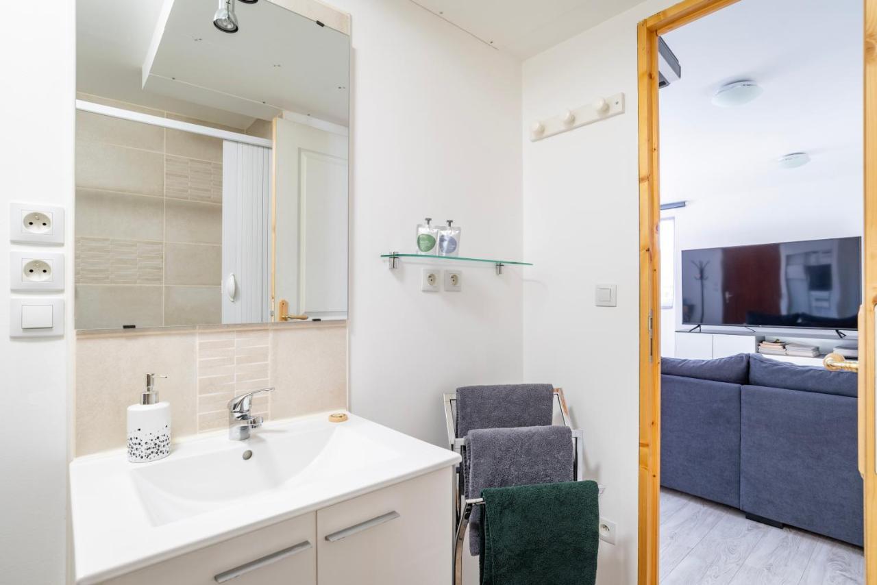Gite Le Carpe Diem - Classe 3 Etoiles - Centre Ville - Wifi - Netflix Marmoutier Exterior foto